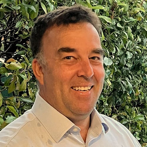 chris-higgins-500x500 Chris Higgins | Head Of School Canberra AIE Institute
